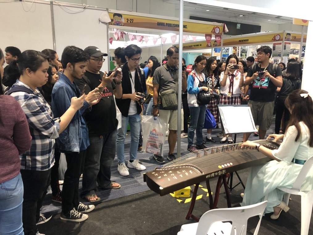 展会现场中国文化展示运动1.jpg